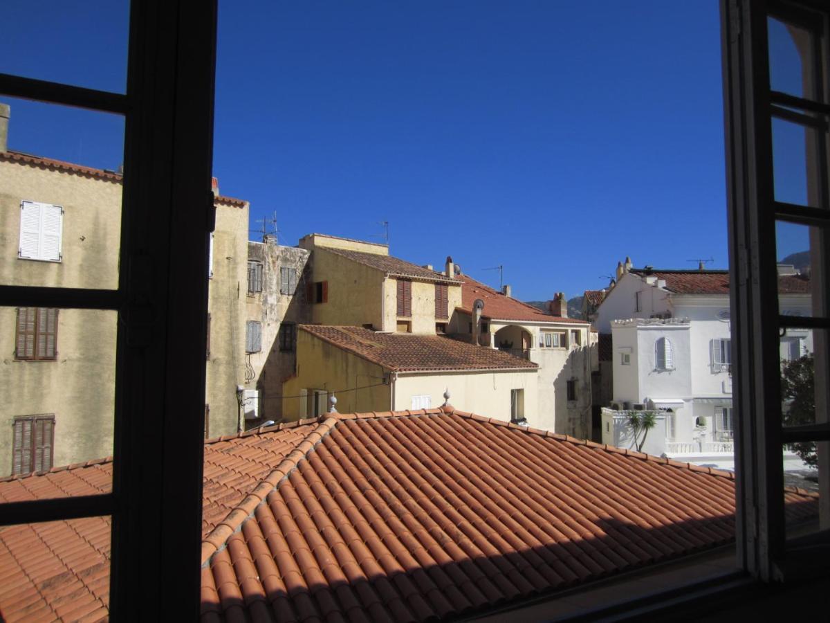 Hotel Du Centre Calvi  Kültér fotó